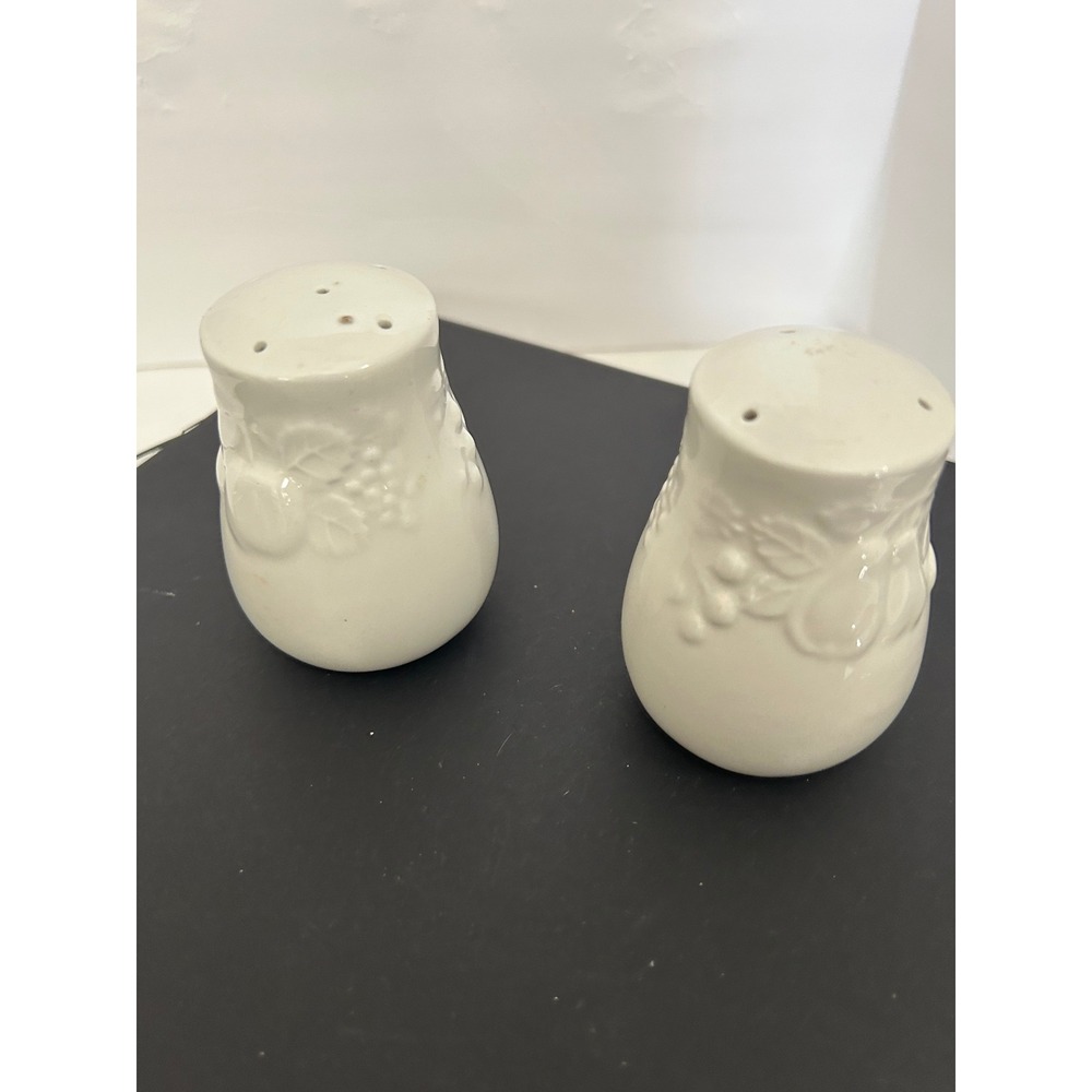 Salt and Pepper Shakers White Embossed Fruit Grapes Pears Ceramic Collectible